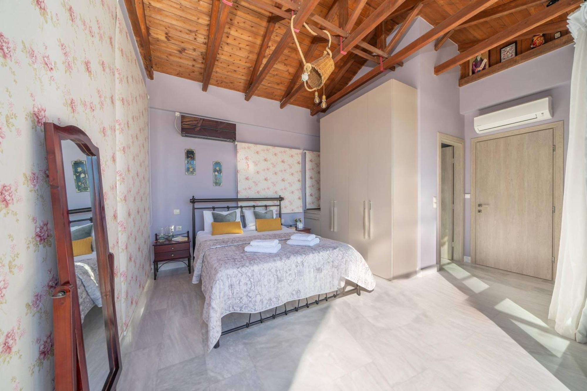 Sea Rock Apartment Agia Efimia Exterior foto