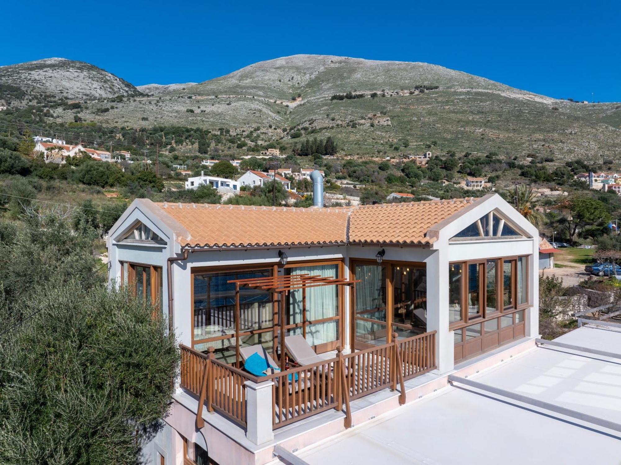 Sea Rock Apartment Agia Efimia Exterior foto